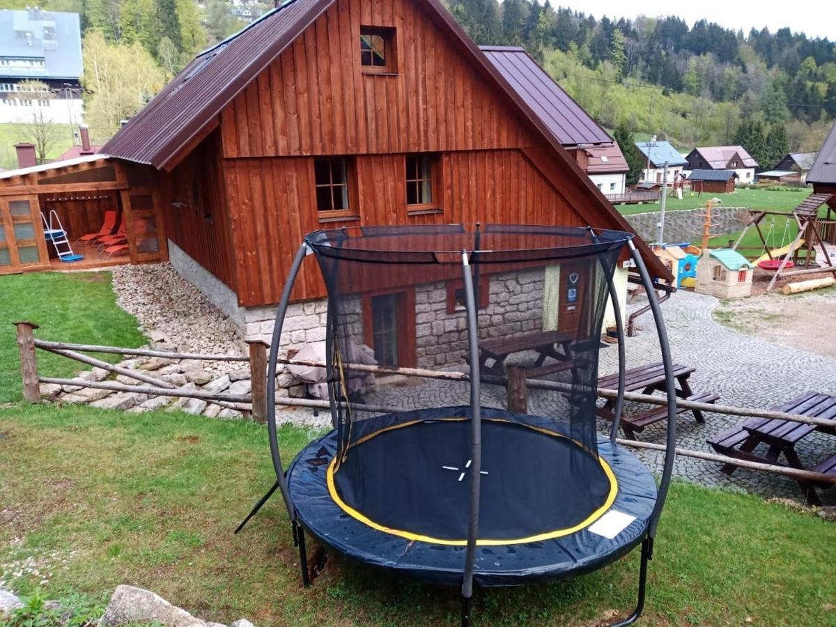 Apartments Skiareal U Vodarny Bedrichov Янов над Нисоу Екстериор снимка