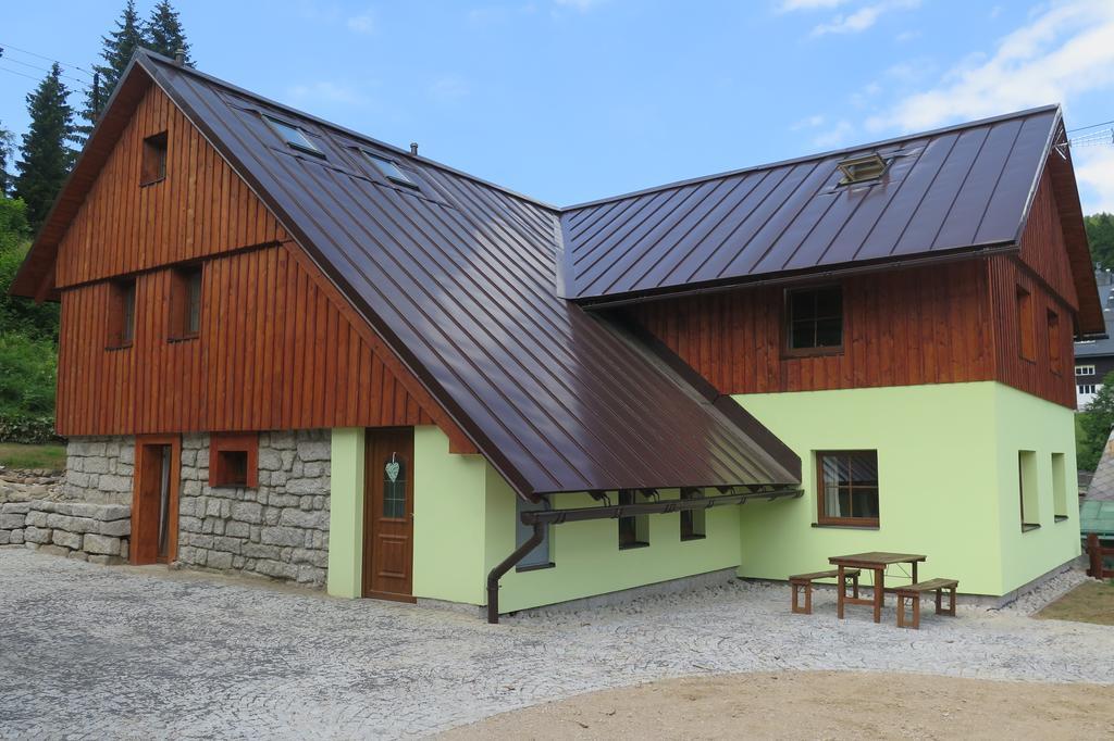 Apartments Skiareal U Vodarny Bedrichov Янов над Нисоу Екстериор снимка